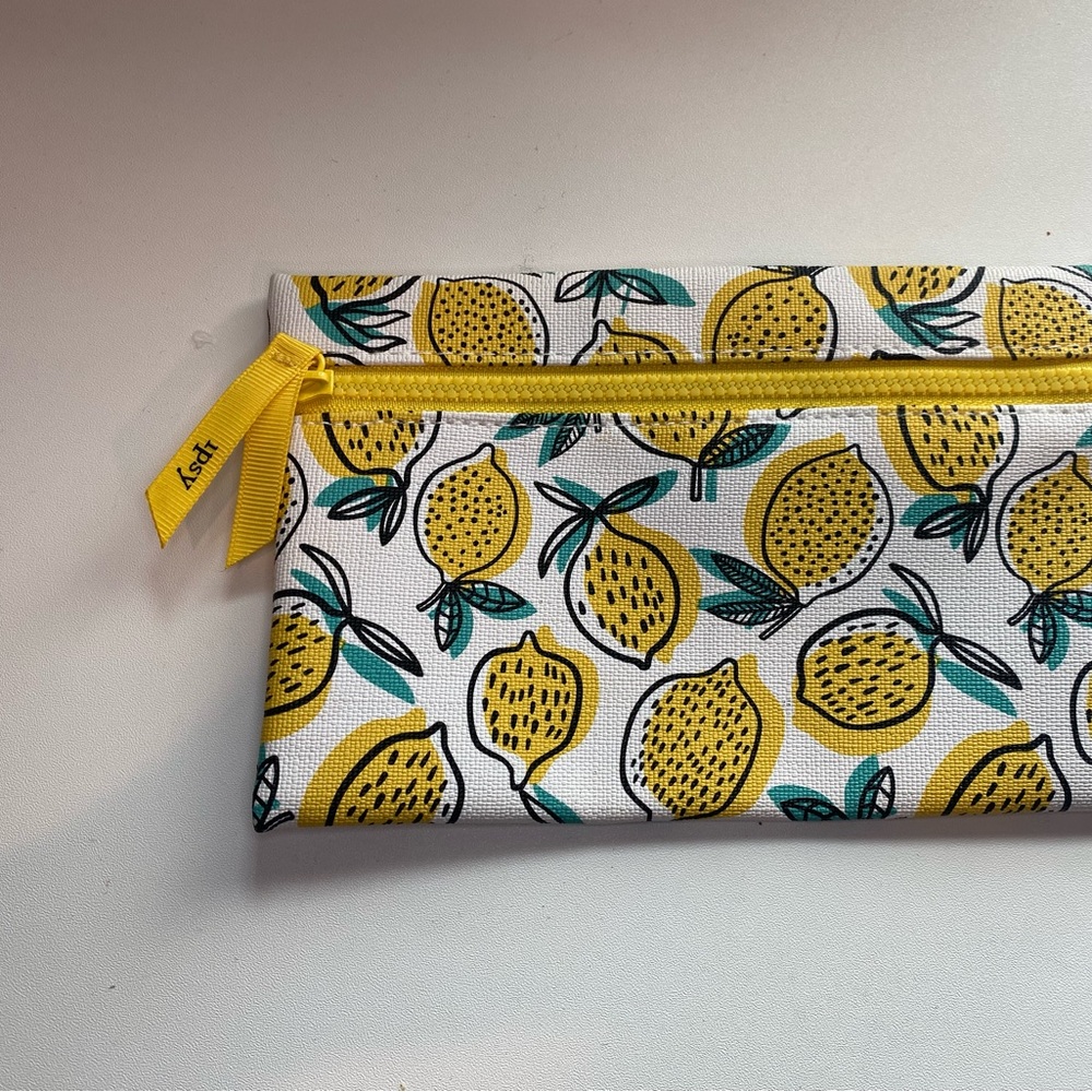 Lemon makeup bag